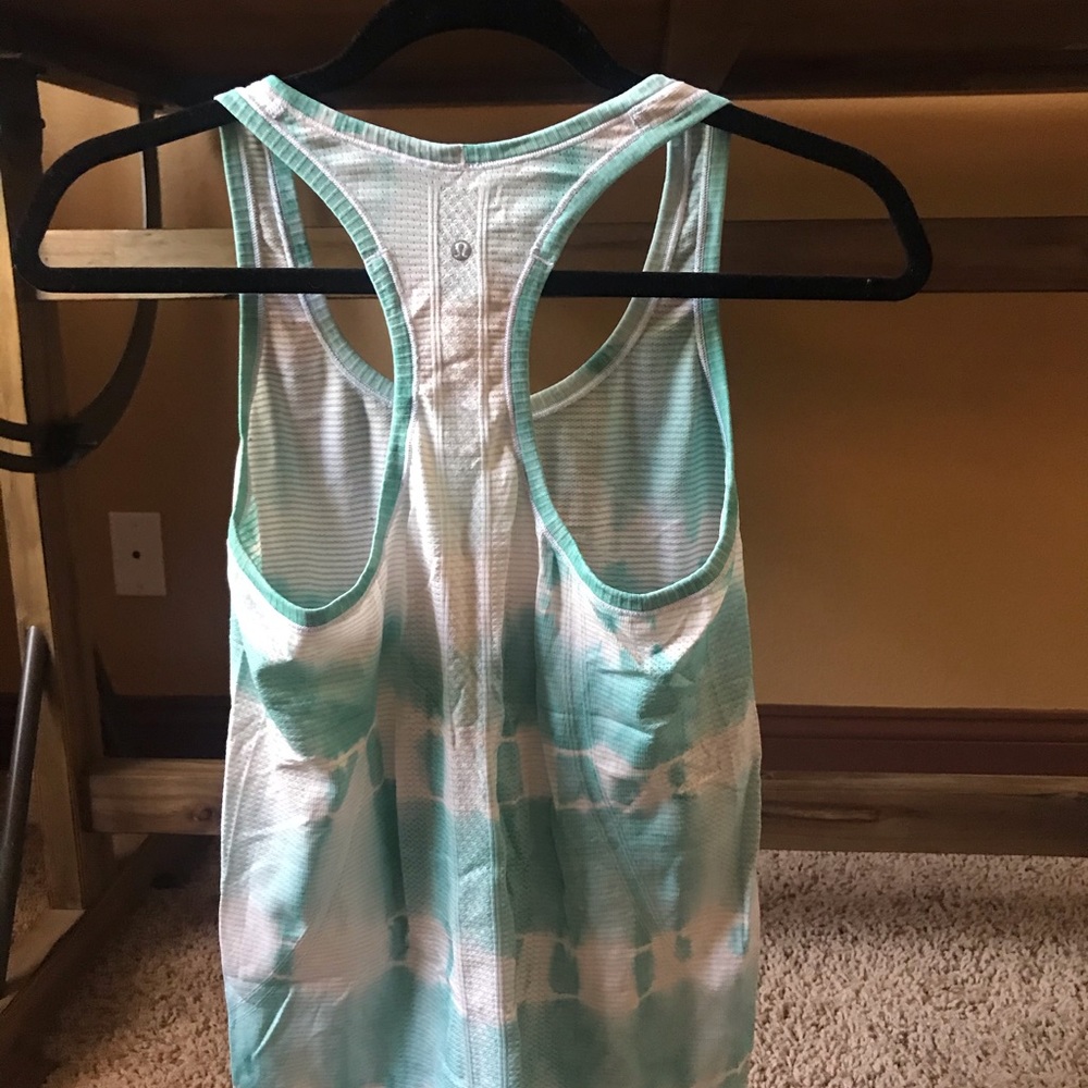 Lululemon tank swiftly tech